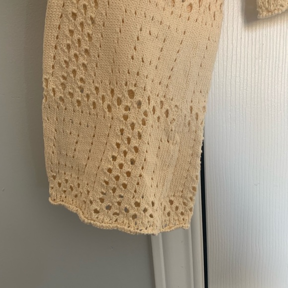 Zara crotchet style bell sleeve top - Picture 3 of 3
